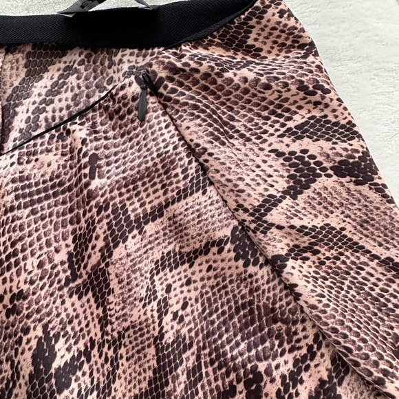 Express Python Print Midi Skirt Size Small - Picture 4 of 4